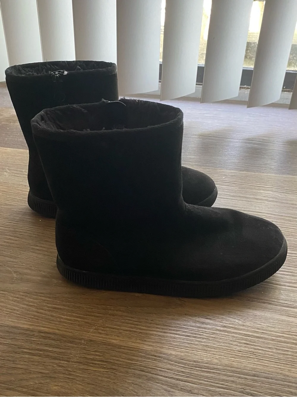 Cat & Jack Black Kids Winter Boots